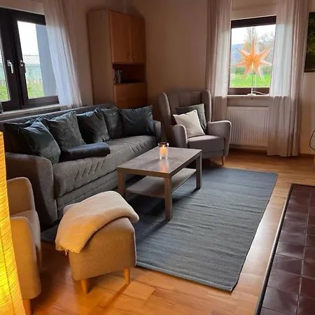 Seeglueck Seensucht - Mit Teilweiser Seesicht Grosser Terrasse Parkplatz Und Seenaehe Auf Der Insel Bei Konstanz Apartment