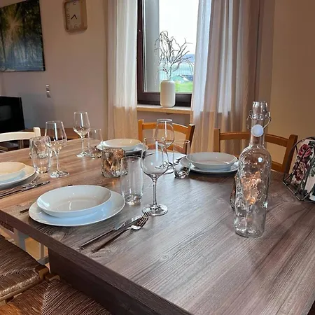 Apartment Seeglueck Seensucht - Mit Teilweiser Seesicht Grosser Terrasse Parkplatz Und Seenaehe Auf Der Insel Bei Konstanz *